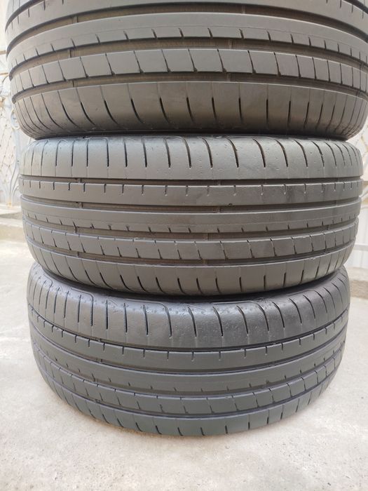 235 55 R19 Shina Good Year