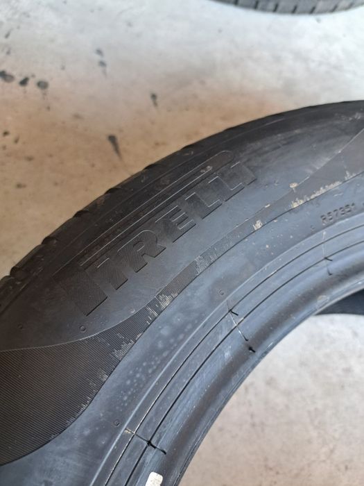 2 anvelope vară 225 55 r17 Pirelli