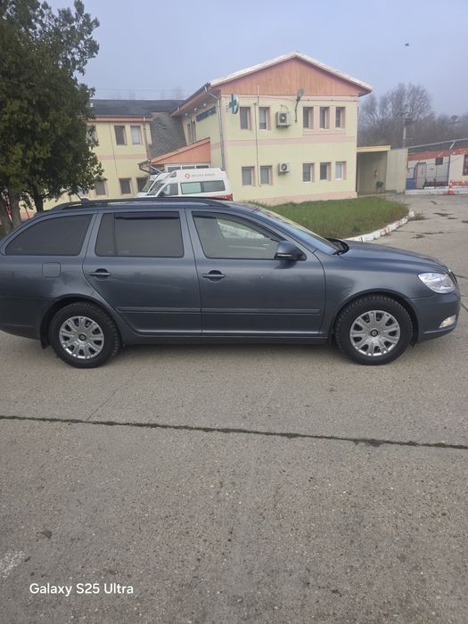 Vând Skoda Octavia