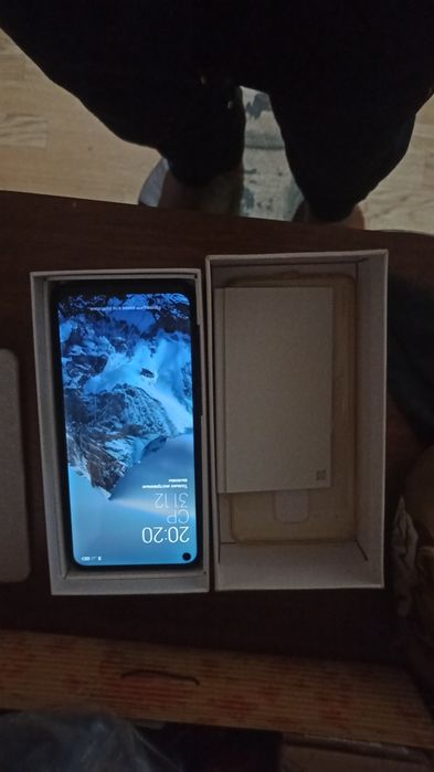 Продам Редми нот 9 в отличном состояние