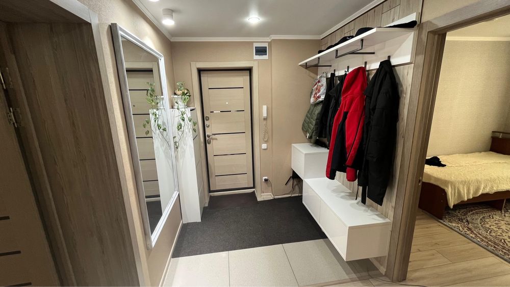 Продам 4-х комнатную квартиру