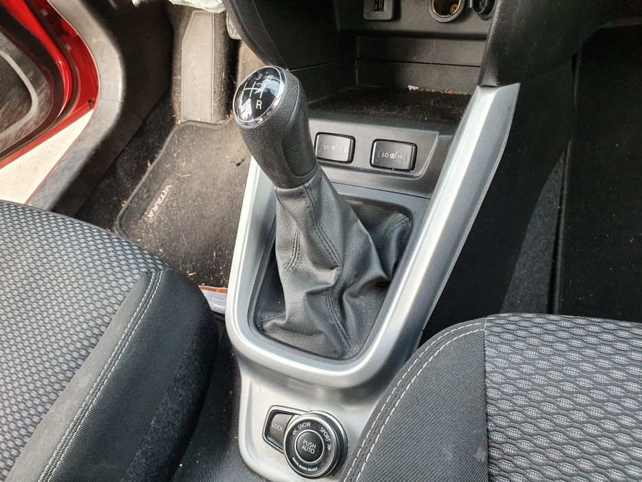 Dezmembrez Suzuki Vitara , benzina 1.6 , euro 6 , 2018,36000 km