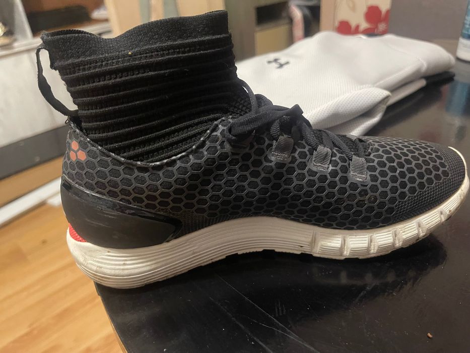 Дамски маратонки under