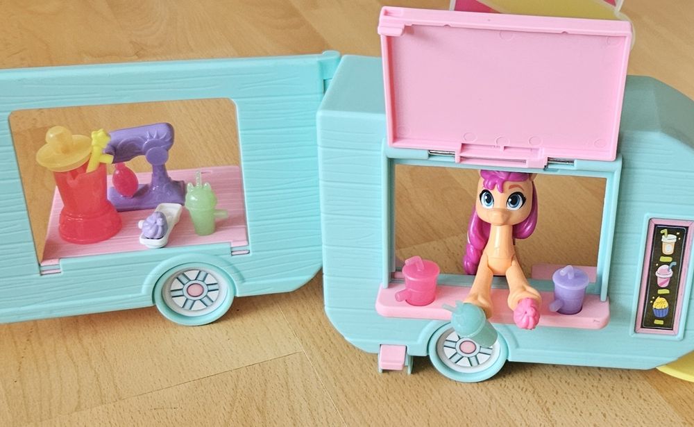 My Little Pony, Rulota de Smoothie a lui Sunny Starscount Hasbro