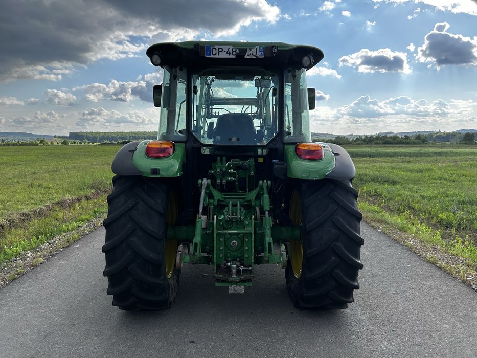 Tractor John Deere 5100M cu incarcator frontal