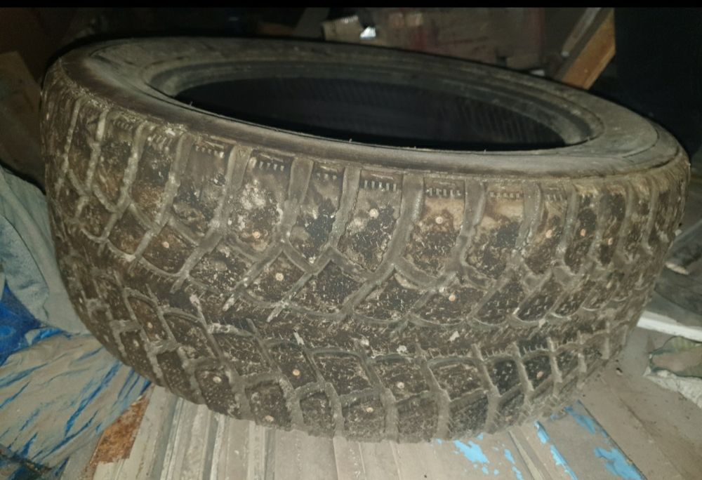 Продам зимнюю резину