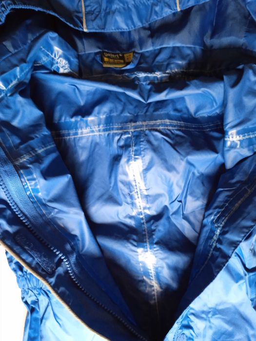 Гащеризон водоустои́чив