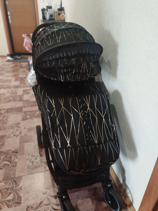 Продам коляску прогулочную.