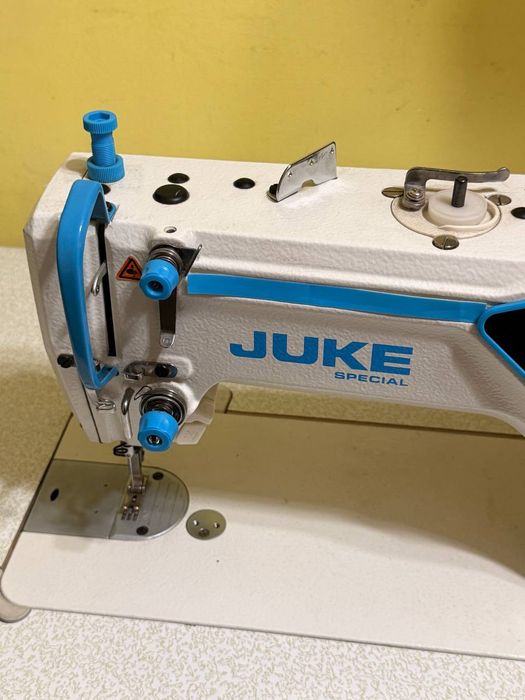 Tikuv mashinasi. Промышленная Швейная машинка