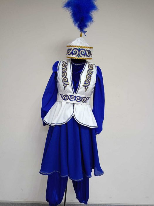 Прокат национальных костюмов. Большой выбор!