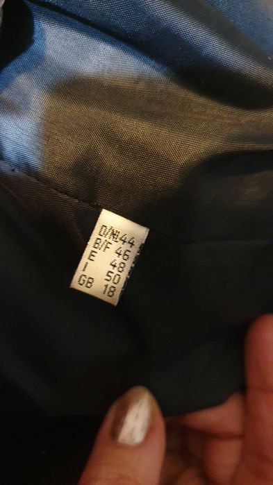 Олекотено вълнено палто