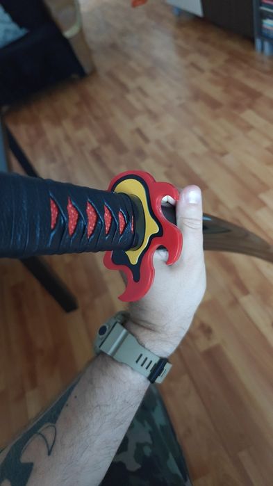 Sabie Demon Slayer - Replica marime naturala (din lemn vopsit)