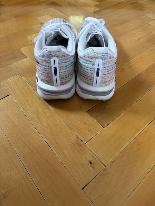 Маратонки Пума.