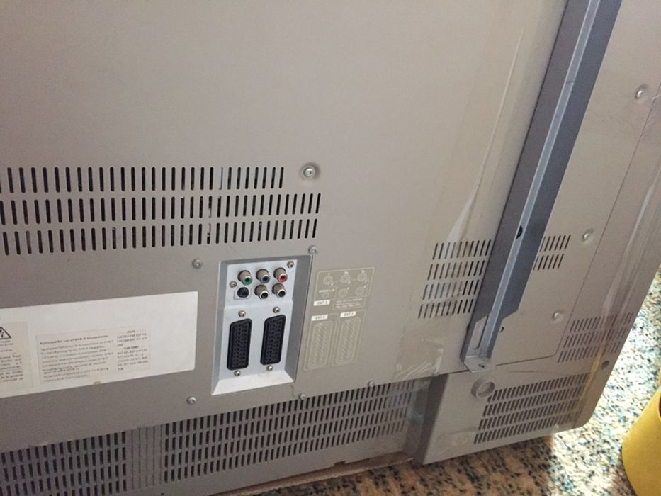 Продам телевизор philips