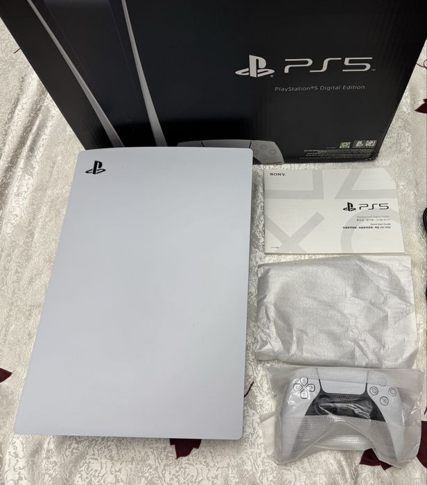 Playstation 5 в идеальном состоянии!