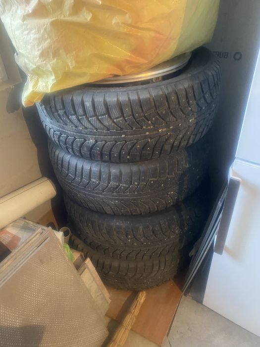 Автошины машины продам