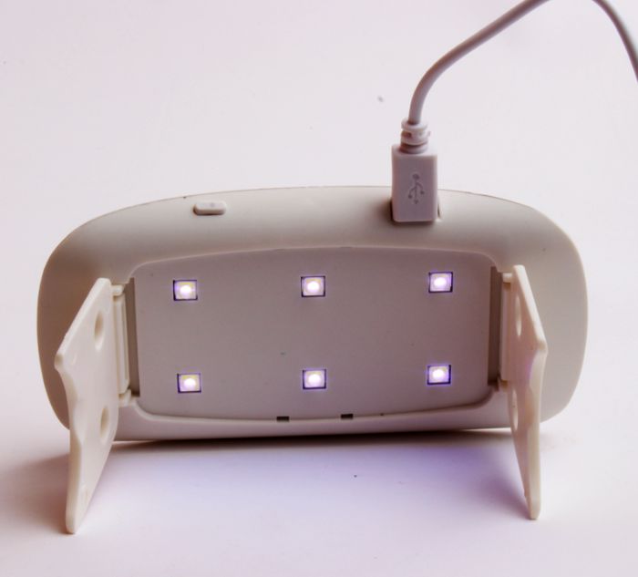 LED лампа за гел лак SUN