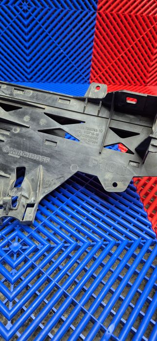 Suport far stanga bmw seria 5 f10 f11 2012