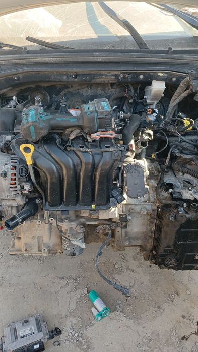 Двигатель на хюндай элантра , 1.6 обьем