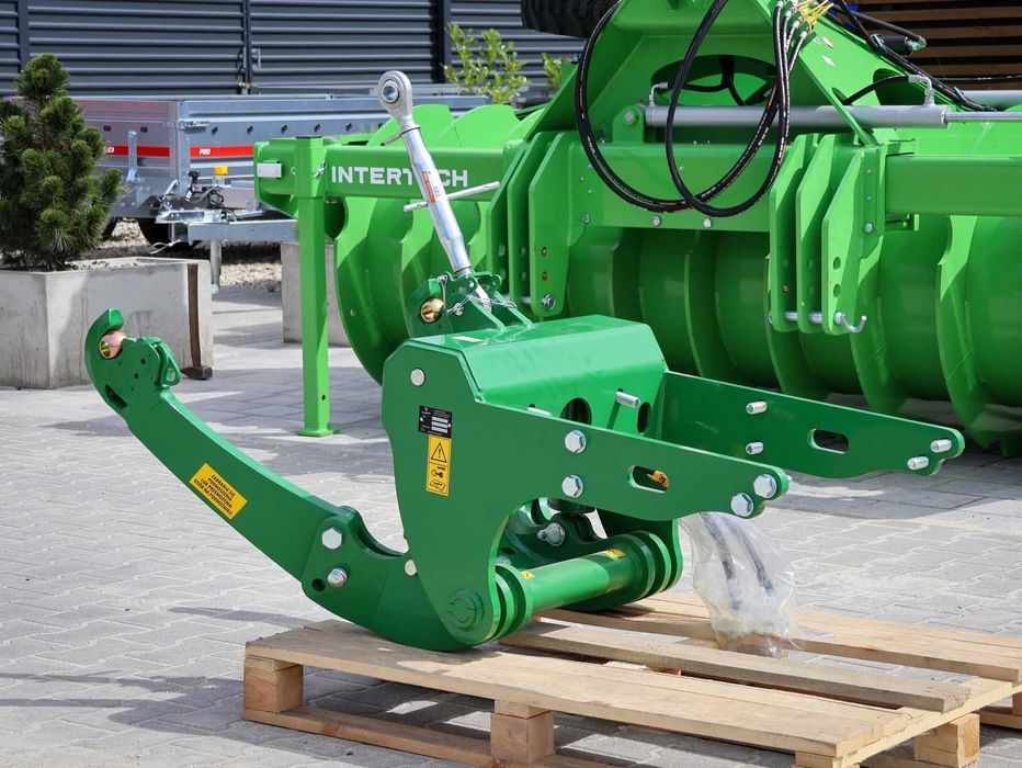 Montură frontală (prindere frontală) pentru tractor - Piese de schimb