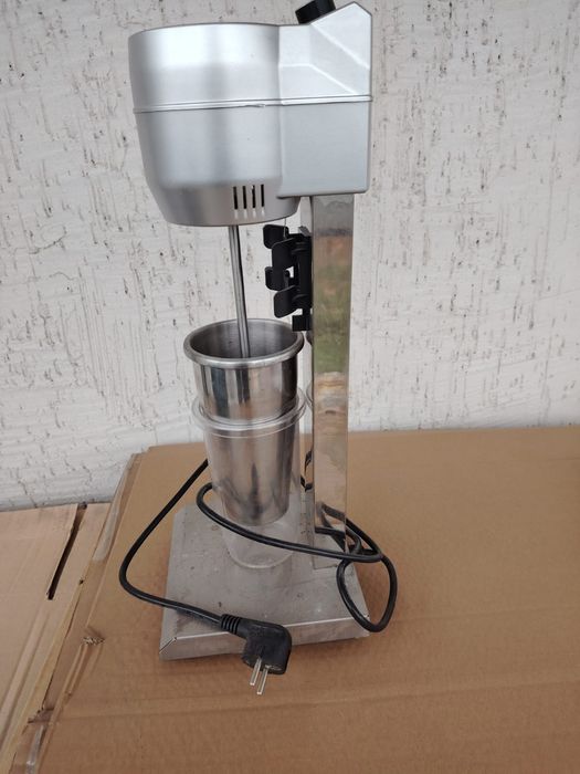 Срочно продам МИКСЕР для Коктейл аппарат