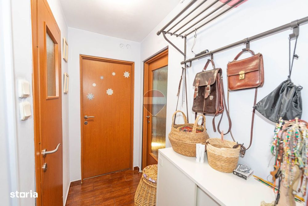 Apartament cu 3 camere, de vanzare, 58,3 mp, parter, in zona Titan
