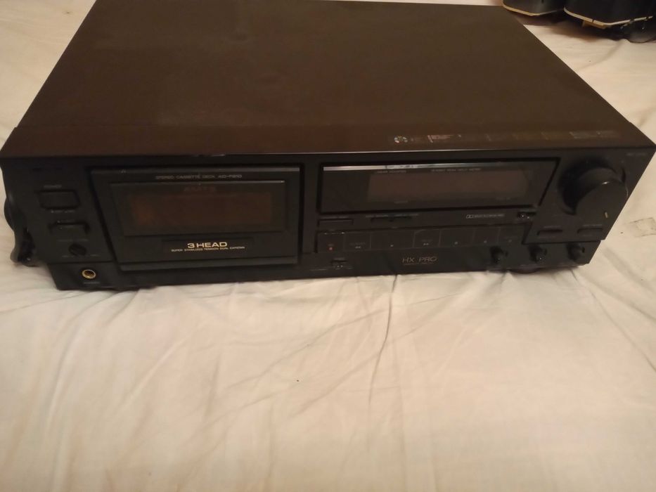 Триглав касетен дек AIWA  AD-F810