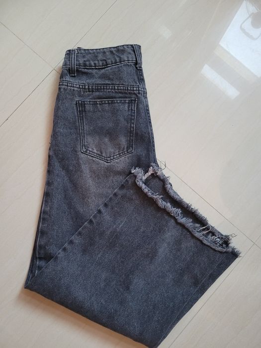 Дънки като нови и нова блузка рр 12г.