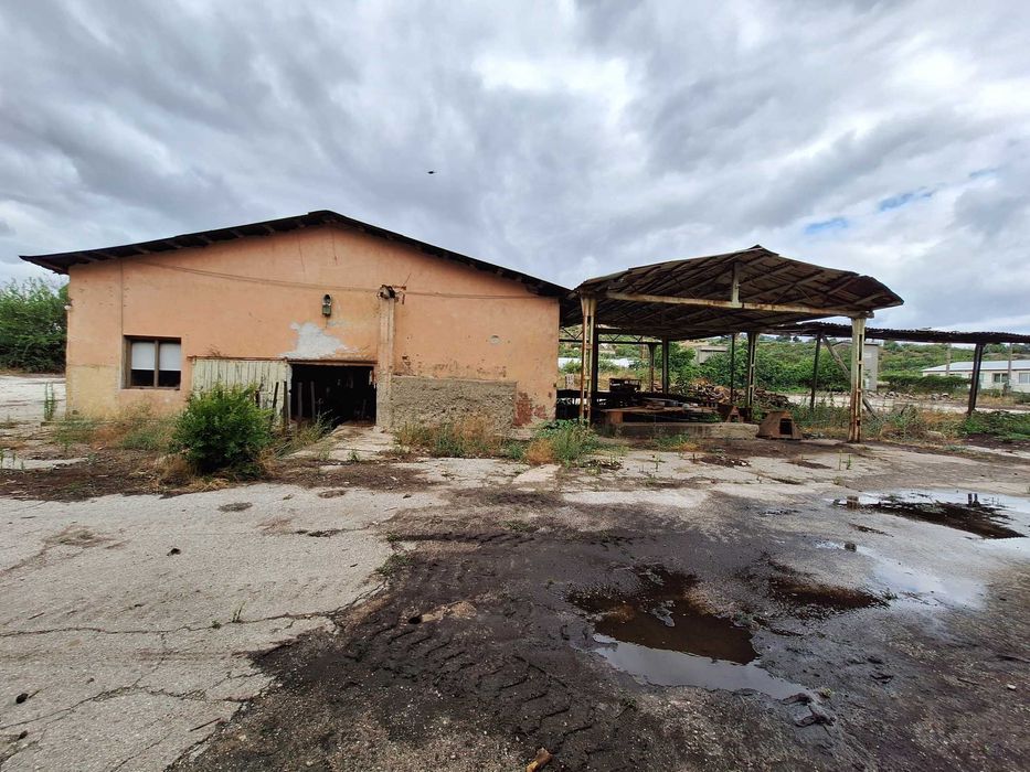 Продава се Промишлена сграда в Петрич - 170000 кв.м за 3 €/кв.м - Снимка #6