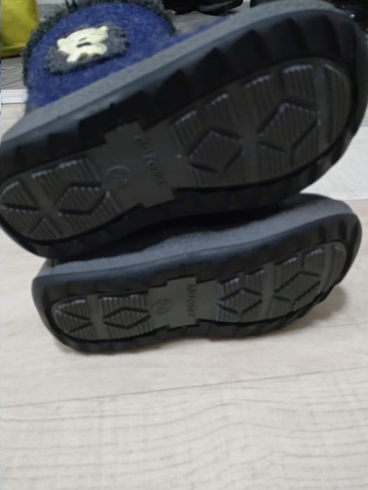 Продам детские валенки Котофей