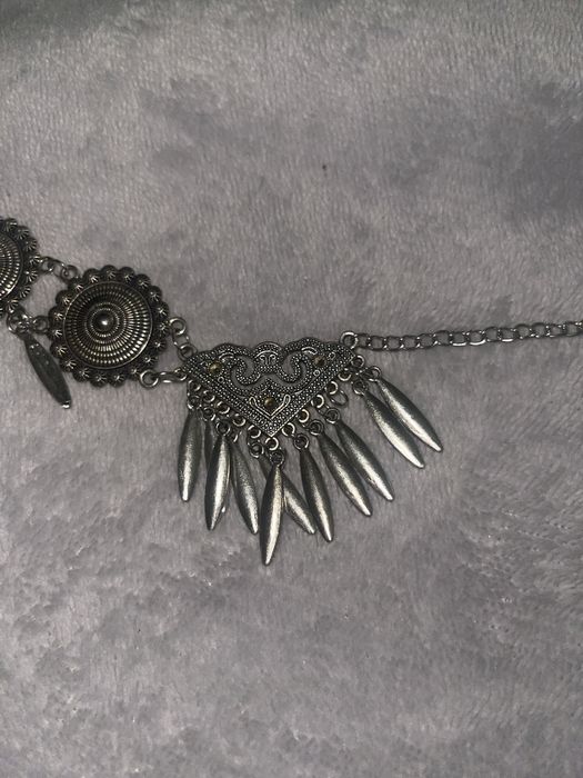 Шекелік сырғасымен бірге