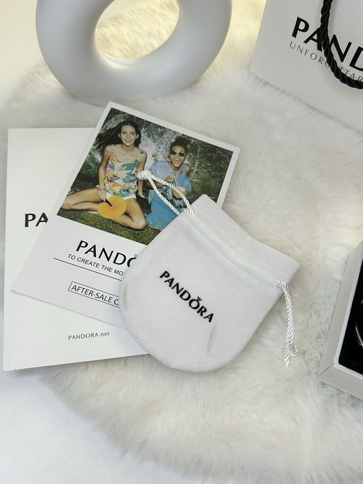 Браслет “Pandora moments”