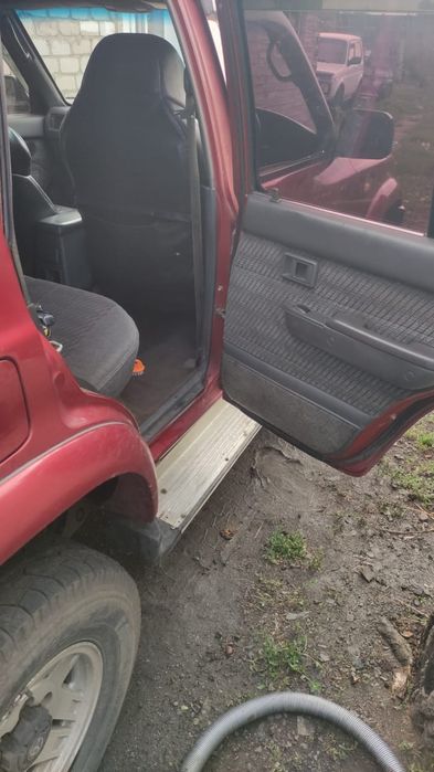 Продам Toyotu surf