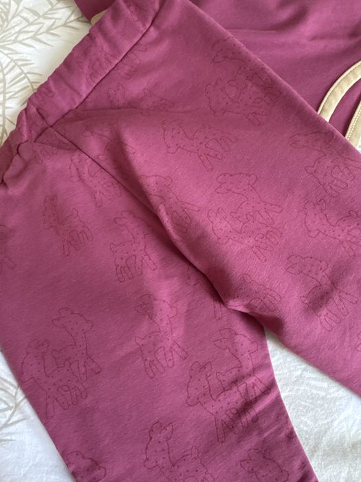 Нов комплект за бебе момиче на марката Coccodrillo размер 74