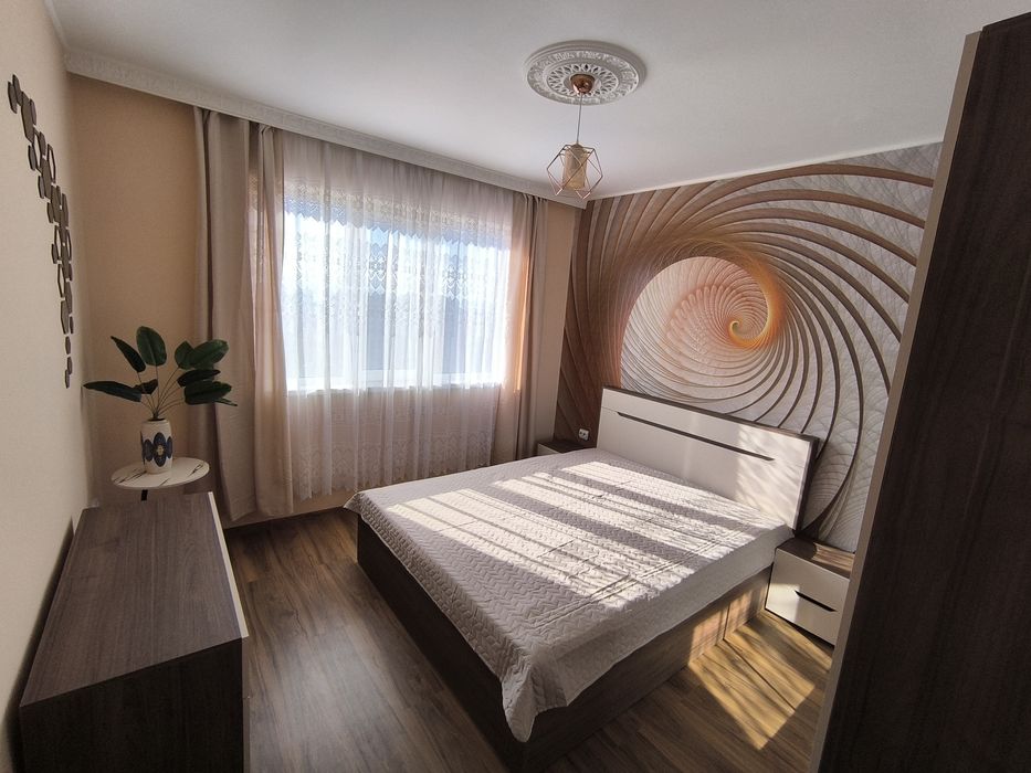 Дава се под наем Четиристаен апартамент в Варна, Автогара - 86 кв.м за 698.19 € - Снимка #1
