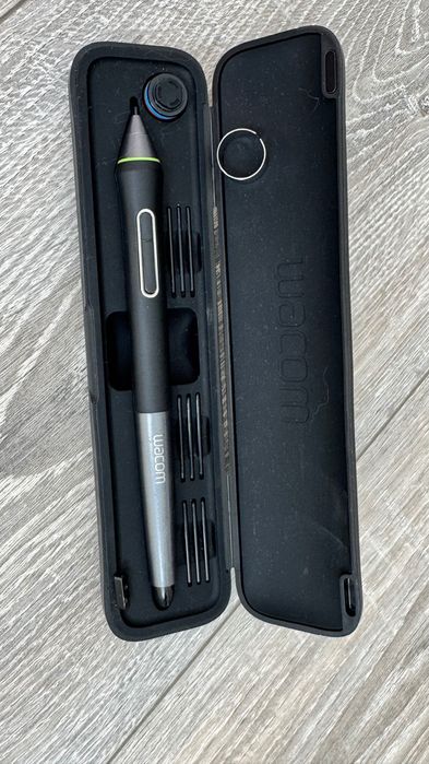 Tableta grafica Cintiq 13HD Creative Pen