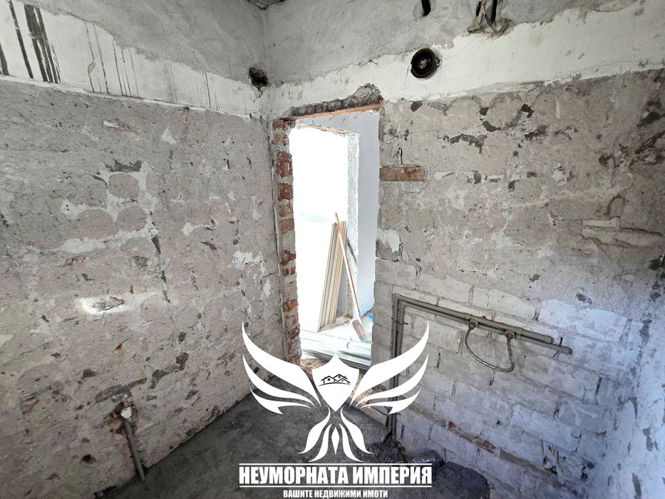 Продава се Тристаен апартамент в Асеновград - 90 кв.м за 1723 €/кв.м - Снимка #3