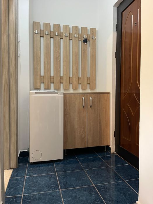Închiriez garsoniera confortI cu centrala proprie