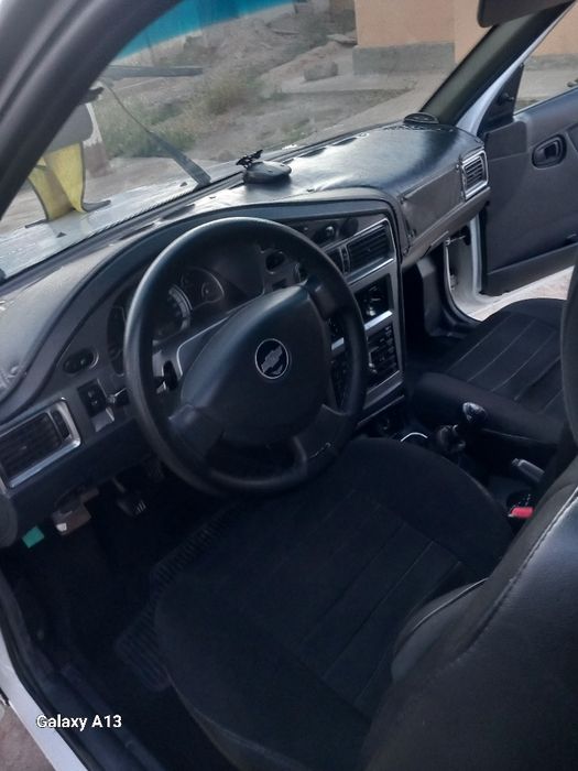 Moshina sastayanasi zor dons 1.6 super salon bez kansaner,chexol polik