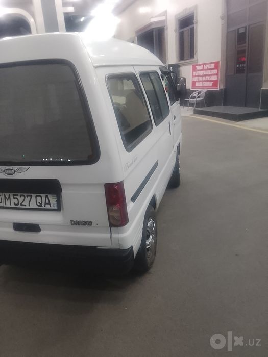 Yurib turgan faqat naxtga sotiladi telni olmasam telegramdan yozing