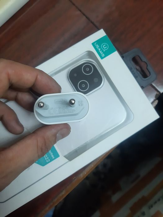 зарядное на айфон