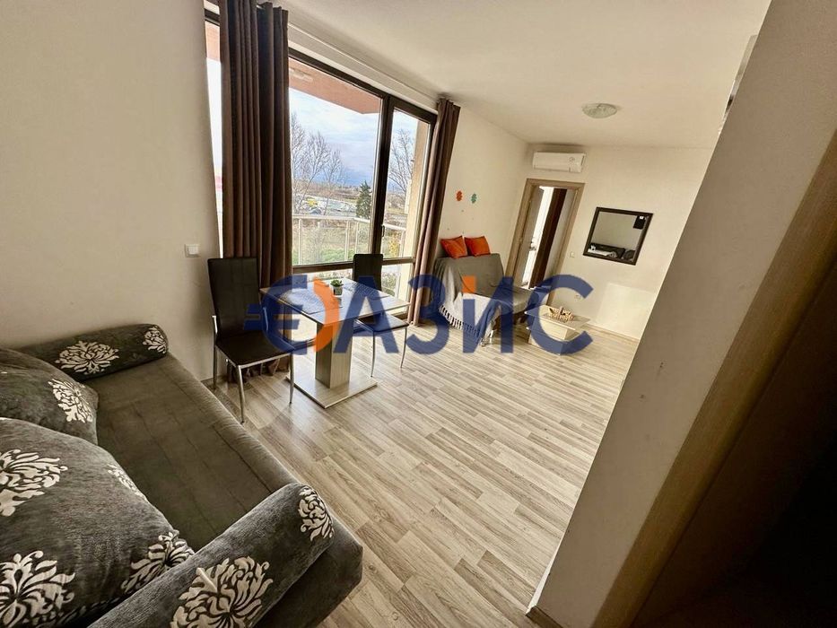 Продава се Двустаен апартамент в к.к. Слънчев бряг - 54 кв.м за 1260 €/кв.м - Снимка #2