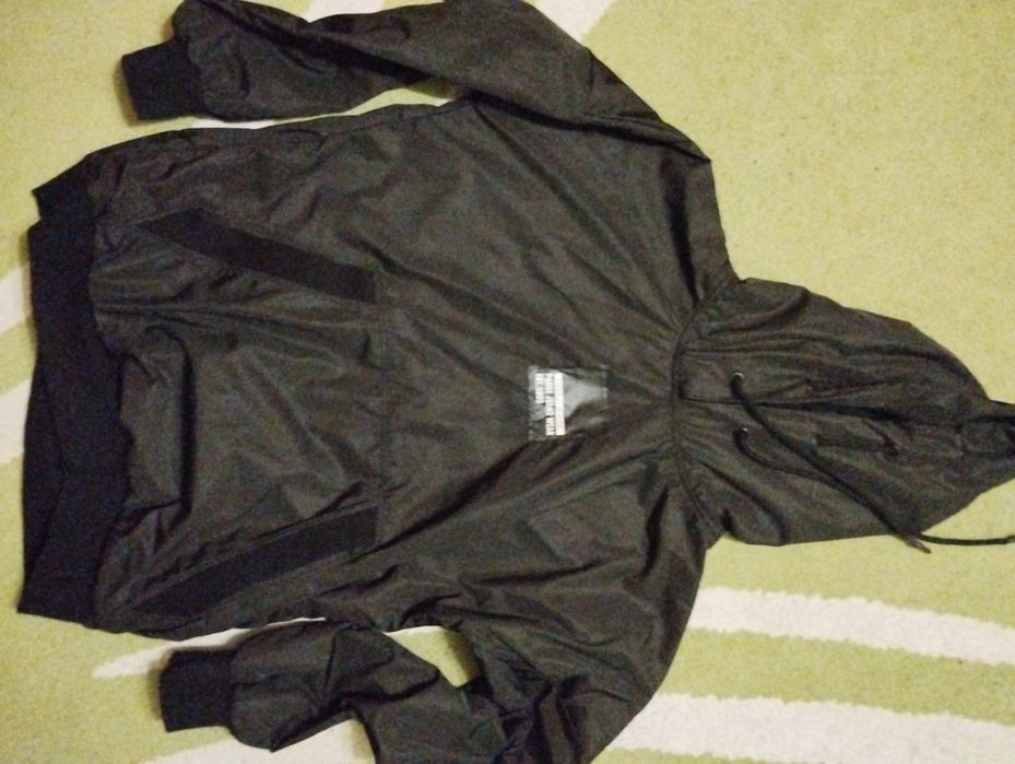 Преходно яке Pause