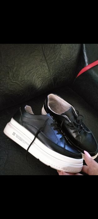 Adidași, teniși și pantofi de damă 37-38.