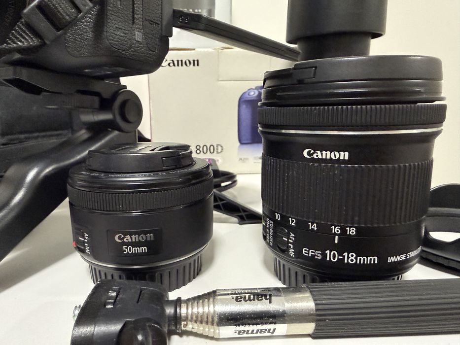 Комплект - Canon 800D, обективи, статив и аксесоари