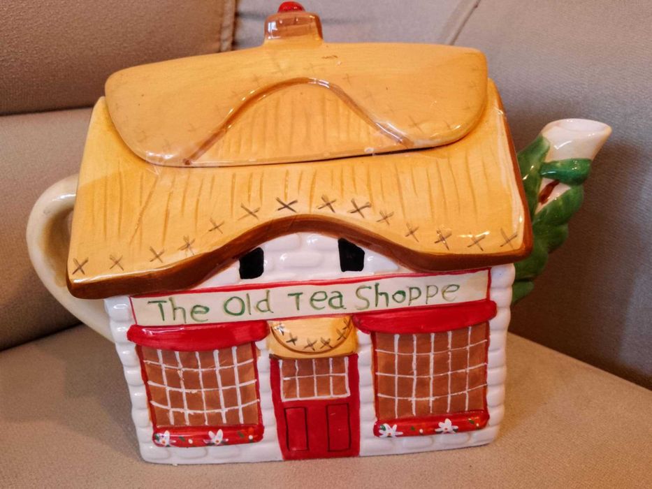 Порцеланов чайник "Старата чайна"