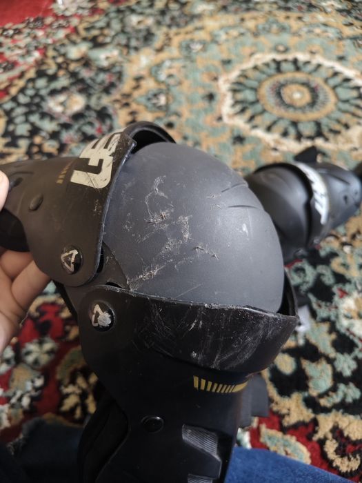 Leatt dual axis S/M