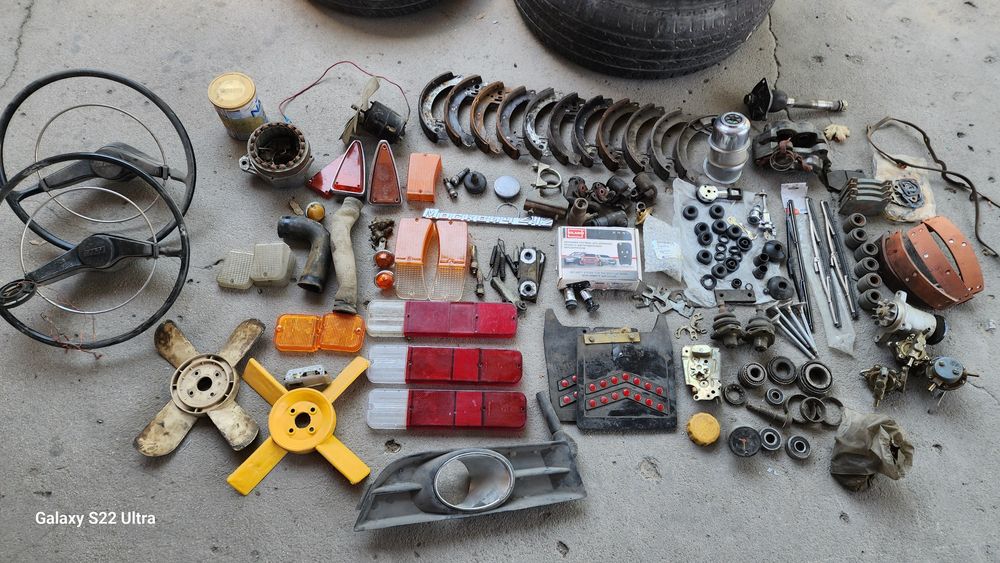 Продаются запчасти Москвич.