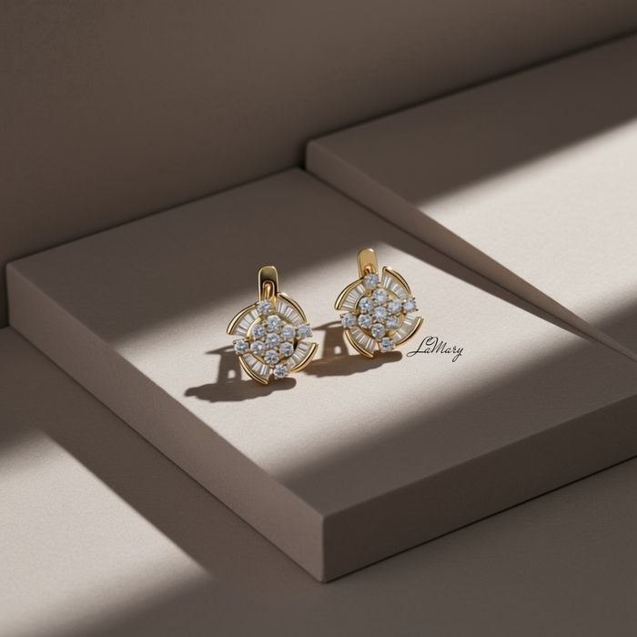 Элегантные золотые серьги с багетными бриллиантами