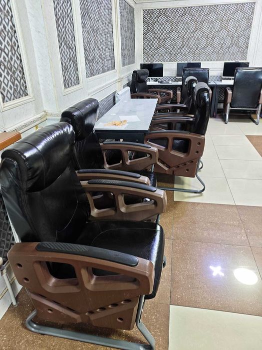 Компьютерное кресло кожзам